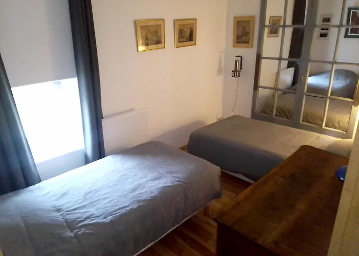 De La Lanterne Tourville-sur-Sienne